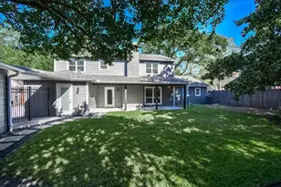 13827 Kimberley Ln, Houston, TX 77079 - Photo 47