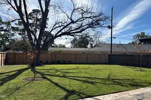 2223 Hialeah Dr, Houston, TX 77018 - Photo 23