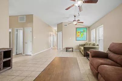 454 Lost Rock Drive, Houston, TX 77598 - Photo 9