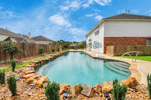 13710 Breezy Meadow Ct, Houston, TX 77044 - Photo 47