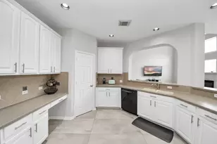 13710 Breezy Meadow Ct, Houston, TX 77044 - Photo 21