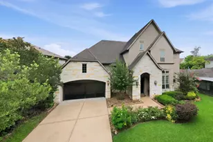 1510 Whispering Pines Dr, Houston, TX 77055 - Photo 1