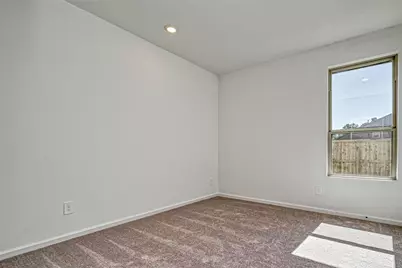 1429 Northwood Bluff Lane, Pinehurst, TX 77362 - Photo 15