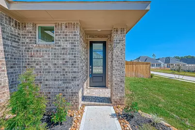 1429 Northwood Bluff Lane, Pinehurst, TX 77362 - Photo 3