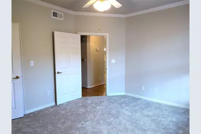 2111 Welch Street #B208, Houston, TX 77019 - Photo 15
