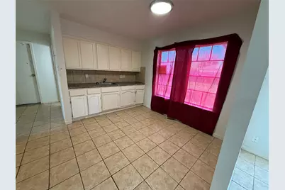 4702 Ridgemar Cir, Houston, TX 77053 - Photo 7