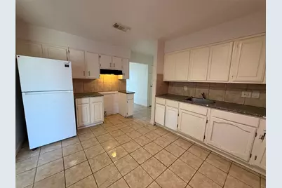 4702 Ridgemar Cir, Houston, TX 77053 - Photo 5