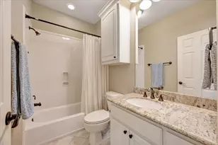 51 Deerwood Ct, Lake Jackson, TX 77566 - Photo 39