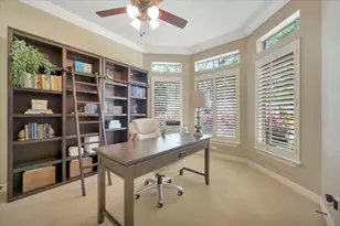 51 Deerwood Ct, Lake Jackson, TX 77566 - Photo 11