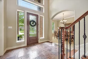 51 Deerwood Ct, Lake Jackson, TX 77566 - Photo 7