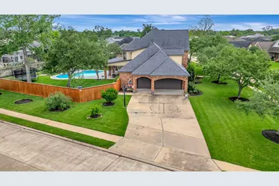 51 Deerwood Court, Lake Jackson, TX 77566 - Photo 47
