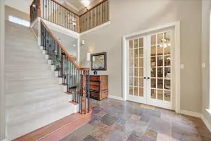51 Deerwood Ct, Lake Jackson, TX 77566 - Photo 9