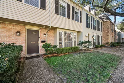 13062 Trail Hollow Drive #3062, Houston, TX 77079 - Photo 3