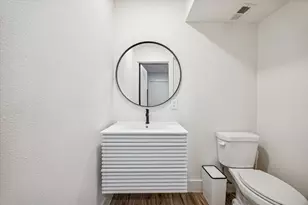 13062 Trail Hollow Dr, Houston, TX 77079 - Photo 23