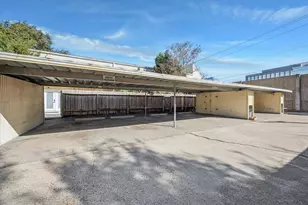 13062 Trail Hollow Dr, Houston, TX 77079 - Photo 25