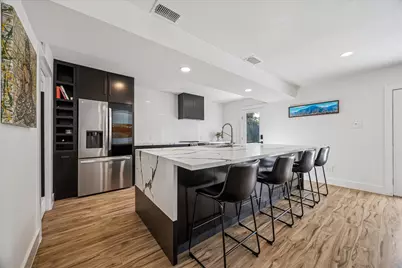 13062 Trail Hollow Drive #3062, Houston, TX 77079 - Photo 15