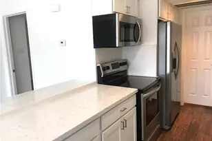 2750 Holly Hall St, Houston, TX 77054 - Photo 5