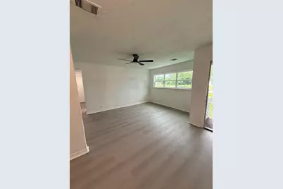 10205 Sierra Drive, Houston, TX 77051 - Photo 3
