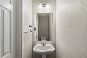 7606 Hillsdale Park Ct, Cypress, TX 77433 - Photo 9