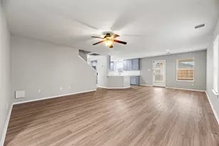 7606 Hillsdale Park Ct, Cypress, TX 77433 - Photo 5