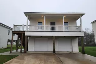 6202 White Oak Dr, Hitchcock, TX 77563 - Photo 1