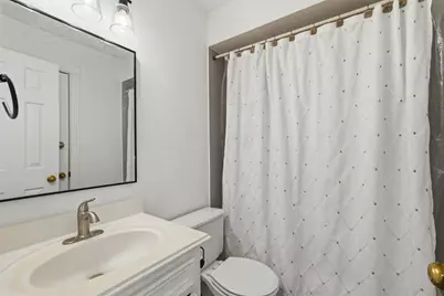 6835 Cherry Hills Road, Houston, TX 77069 - Photo 17