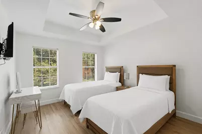 6835 Cherry Hills Road, Houston, TX 77069 - Photo 19