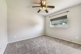 317 Vantage Pointe Cir, League City, TX 77573 - Photo 25