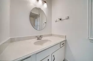 13376 Trail Hollow Dr, Houston, TX 77079 - Photo 9