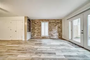 13376 Trail Hollow Dr, Houston, TX 77079 - Photo 5