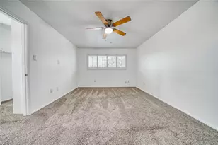 13376 Trail Hollow Dr, Houston, TX 77079 - Photo 15