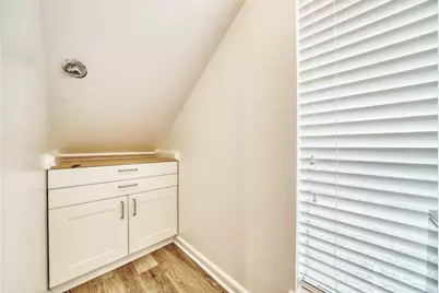 13376 Trail Hollow Drive #3376, Houston, TX 77079 - Photo 11