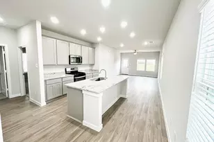11848 Whirlaway Dr, Willis, TX 77318 - Photo 3