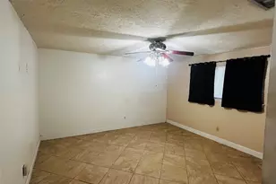 10715 Sagegreen Dr, Houston, TX 77089 - Photo 15