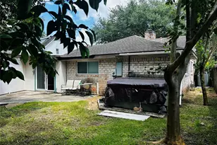 10715 Sagegreen Dr, Houston, TX 77089 - Photo 9