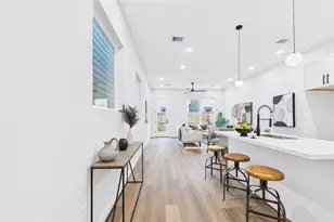 5030 Creekmont Dr, Houston, TX 77091 - Photo 11