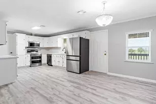 7839 S Gulfway Dr, Sabine Pass, TX 77655 - Photo 15