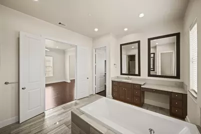 2003 Covent Garden Station, Houston, TX 77045 - Photo 37