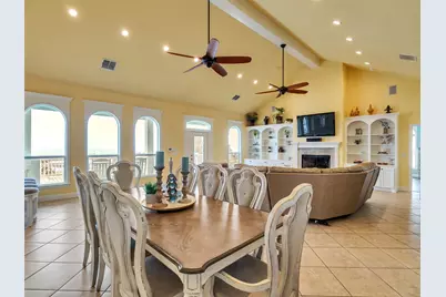 2276 Trinidad Drive, Crystal Beach, TX 77650 - Photo 7