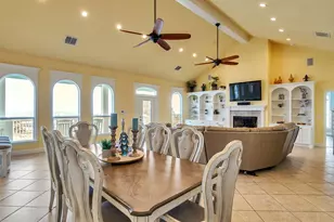 2276 Trinidad Dr, Crystal Beach, TX 77650 - Photo 7