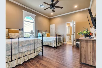 2276 Trinidad Drive, Crystal Beach, TX 77650 - Photo 15