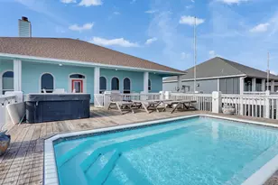 2276 Trinidad Dr, Crystal Beach, TX 77650 - Photo 25