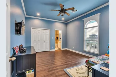 2276 Trinidad Drive, Crystal Beach, TX 77650 - Photo 17