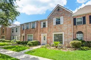 14529 Misty Meadow Ln, Houston, TX 77079 - Photo 3