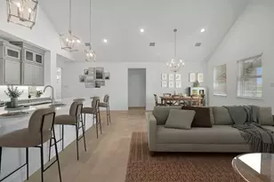 12102 Willow Way Ave, Mont Belvieu, TX 77535 - Photo 9