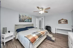 201 S Native Ln, Houston, TX 77022 - Photo 27