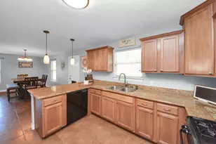 201 S Native Ln, Houston, TX 77022 - Photo 17