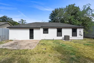 6162 Beldart Street, Houston, TX 77033 - Photo 33