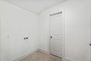 6162 Beldart St, Houston, TX 77033 - Photo 15