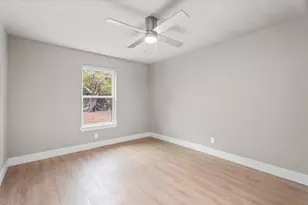 6162 Beldart St, Houston, TX 77033 - Photo 31